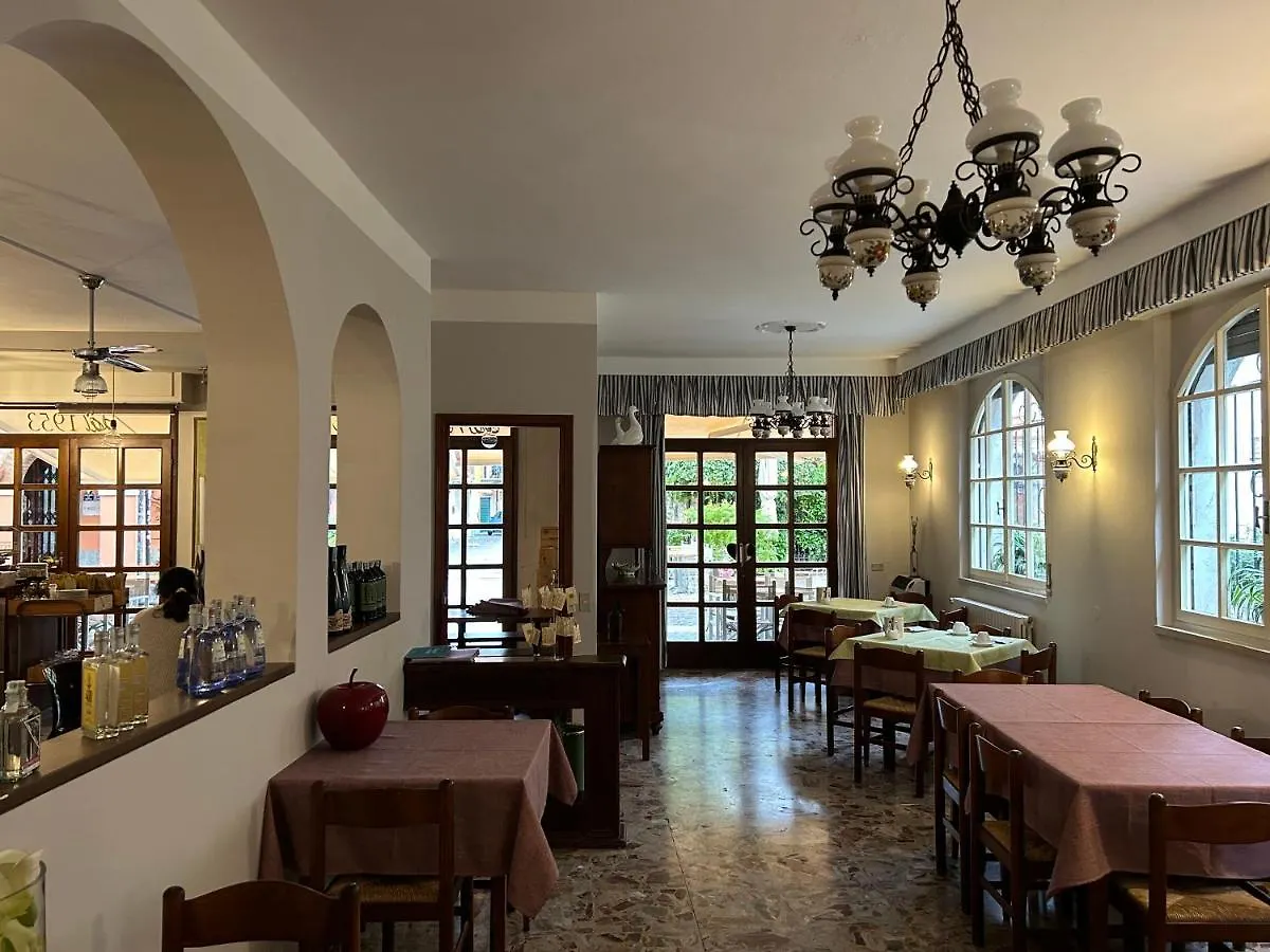 Albergo Da Pina Lazise 0*,